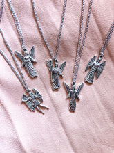Carregar imagem no visualizador da galeria, Colares “Arcanjos”